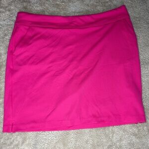 NWT Greg Norman Honeycomb Textured moisture wicking women’s essential skort